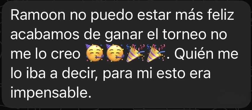 Mensaje de un alumno celebrando que ha ganado un torneo.